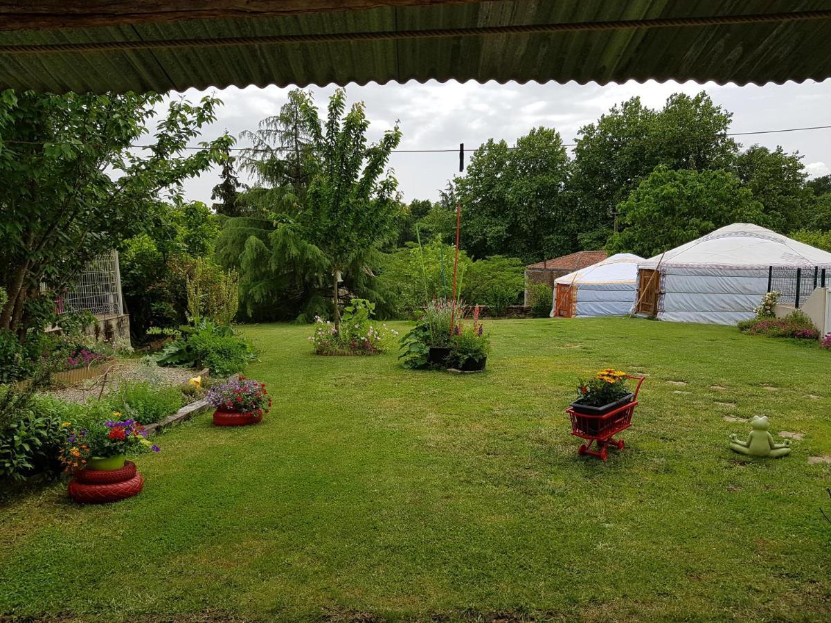 Yourtes Du Bocage Bazoges-en-Pareds Exteriér fotografie